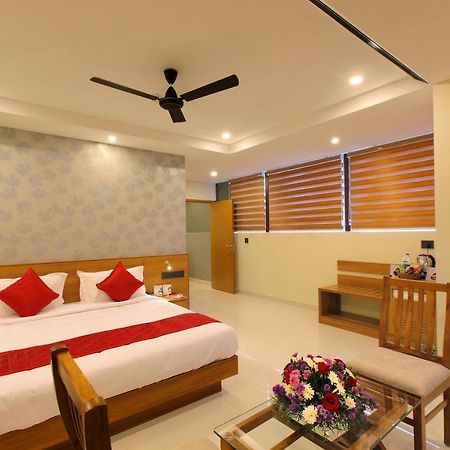 Hotel Novark Munnar Kallar Vattiyar Εξωτερικό φωτογραφία